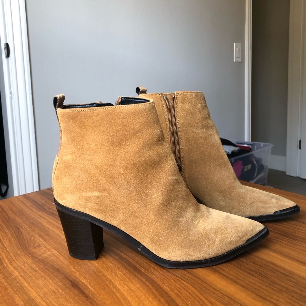 Marc Fisher Suede Heeled Boots (Size 6.5)